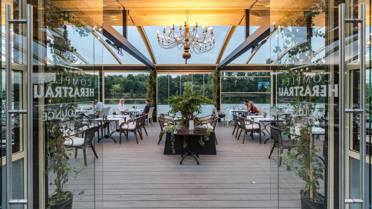 Hotel Herastrau Bukurešť Exteriér fotografie